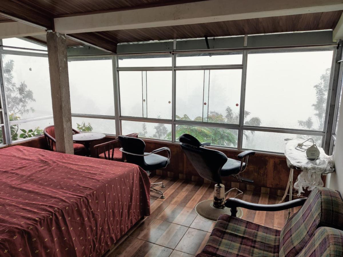 Rohana Estate Lodging & Camping Kandy Bagian luar foto